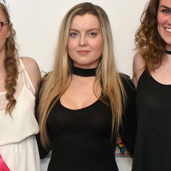 Meet your Posher, Tess - Picture 1 of 1